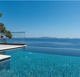 6 bedroom villa with infinity pool and sea views, Korcula Island, sleeps 12